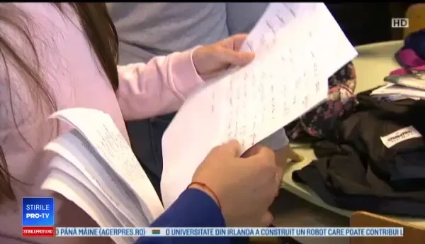 Evaluarea naţională a început cu probele de aptitudini. Cât de învechit e sistemul folosit