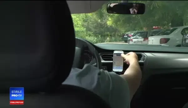Polițist, filmat cum e nerăbdător să amendeze șoferii Uber. ”Trebuie să-l prind o dată”