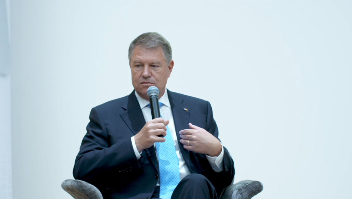 Iohannis, apel la tineri să voteze: ”Ne confruntăm cu consecințele nefaste ale absenteismului”