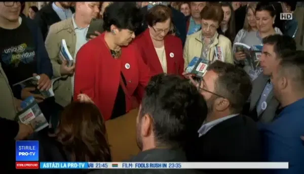 Cartea "România, te iubesc", lansată vineri la Cazinoul din Constanţa