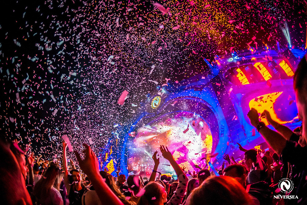 Neversea, primul festival din lume alimentat cu energie verde din sursă eoliană