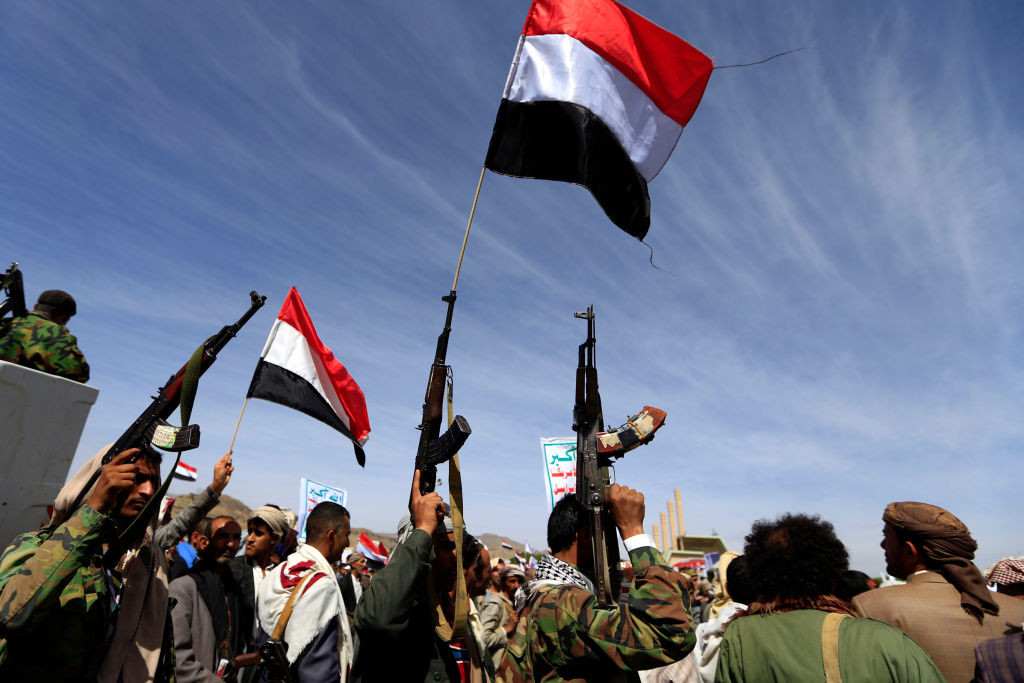 Petrolier chinez, atacat cu rachete în Marea Roșie. Unul din cele cinci proiectile houthi l-a lovit