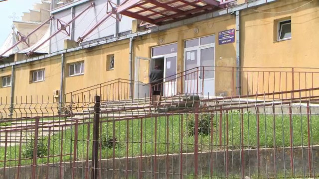 A fost identificat elevul care a dat foc la 10 cataloage într-o școală din Iași