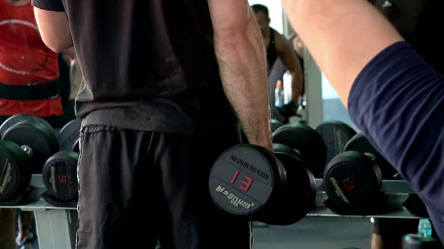 Românii fac sport și cheltuie tot mai mulți bani pe echipamente. Cele mai îndrăgite sporturi