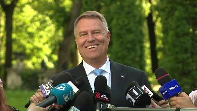 Iohannis: Simpatică doamna premier. Să mai studieze un pic arhitectura statului
