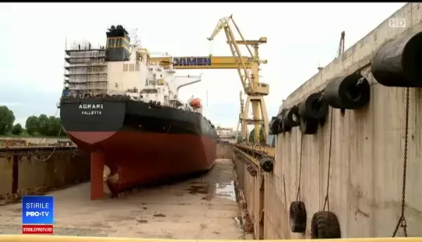 Cea mai mare navă de căutare de diamante din lume, în lucru la Șantierul Naval din Mangalia