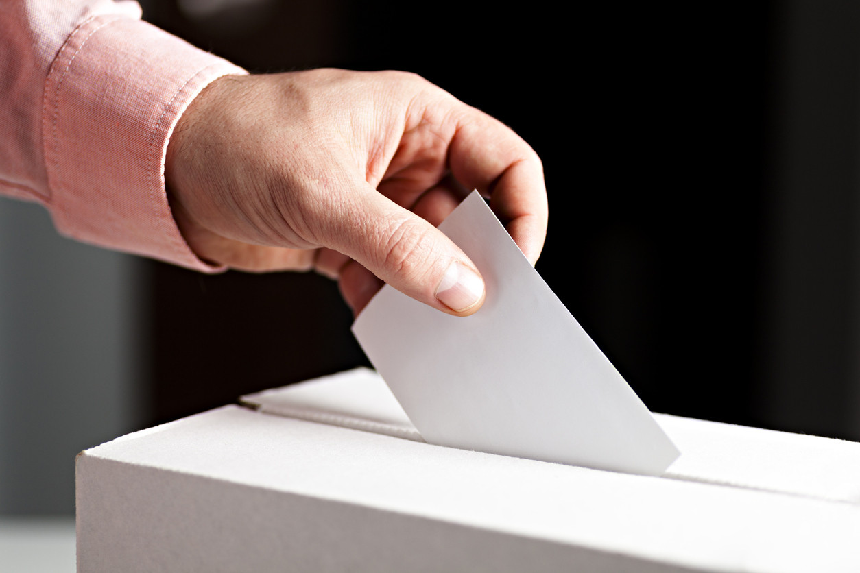 Ce spune Ministerul de Externe despre incidentele de la secțiile de votare din diaspora