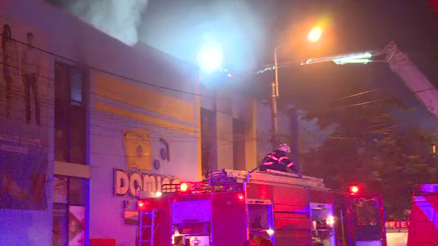 Incendiu într-un mall din Capitală, duminică seară. Cum a decurs intervenția pompierilor