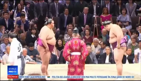 Trump, vizită de succes în Japonia. A participat alături de Melania la un turneu de sumo