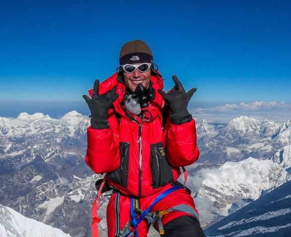 Carnagiu pe Everest. Un alpinist a dezvăluit ce a văzut pe "acoperişul lumii"