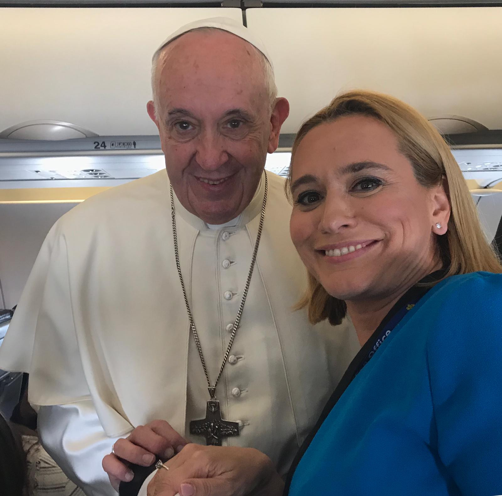 Andreea Esca, Papa Francisc