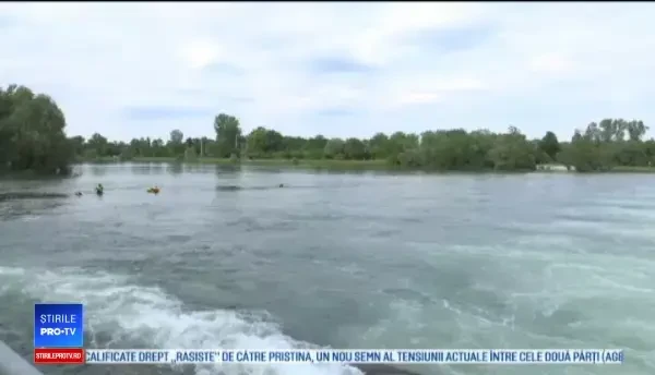 Filmul tragediei de pe Rin. Doi români au murit după ce o barcă pneumatică s-a răsturnat