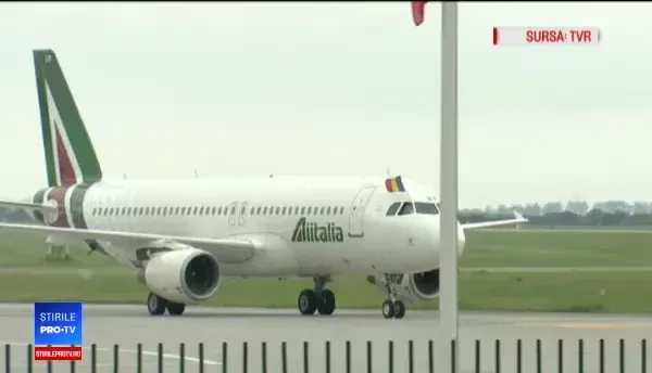 Cum au primit românii vizita istorică a Papei Francisc. Filmul evenimentelor din prima zi