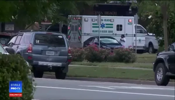 Atac armat în SUA. Un angajat nemulțumit a ucis 12 oameni și a rănit 6
