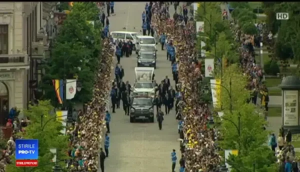 Gestul emoționant făcut de Papa Francisc pentru 800 de români bolnavi