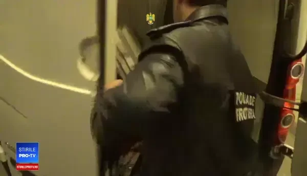 3 irakieni au încercat să intre în România ascunşi ÎN termopane. VIDEO