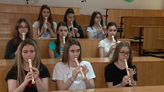 Peste 50.000 de elevi îşi vor depune dosarul la o şcoală vocaţională. Regulile de admitere