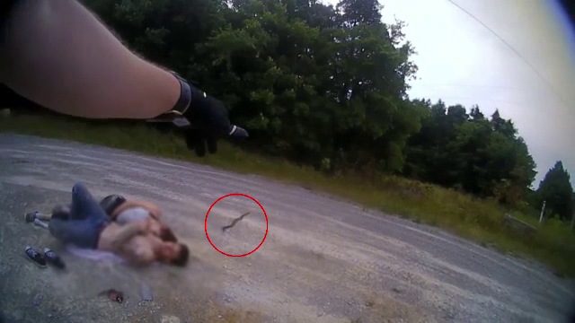 Cuplu la un pas de moarte după ce au dormit în aer liber. Ce a găsit un poliţist lângă ei