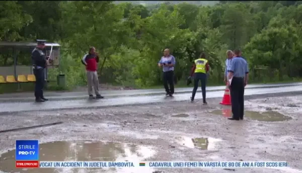 Un adolescent a fost rănit de un șofer care a pierdut controlul mașinii, în Dâmbovița