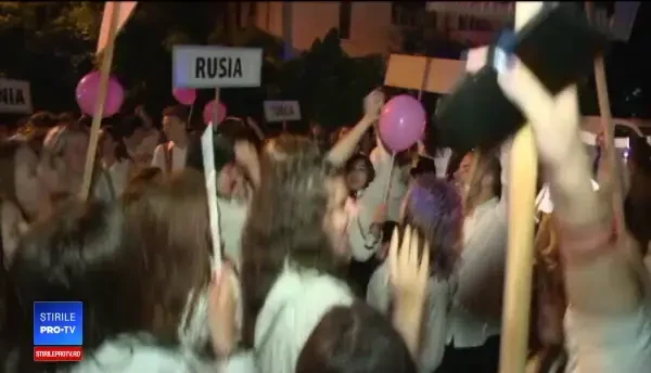 Prima nuntă „cu 30 de națiuni”, organizată la Târgoviște. „În sfârșit mă simt vie!”