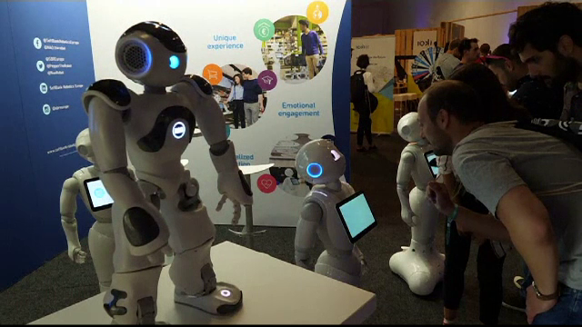 Roboți umanoizi, la cel mai mare târg hi-tech din lume. Avertismentul lui Kasparov