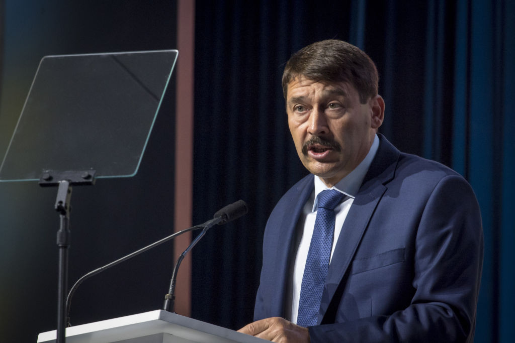 Președintele Ungariei compară anexarea Crimeei cu pierderea Transilvaniei de către Ungaria