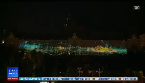 Spectacol de lumini și culoare pe Palatul Culturii din Iași, la Festivalul LightUp