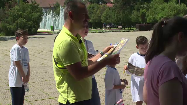 Orădenii au "luat cu asalt" centrul orașului în căutarea clădirilor Art Nouveau