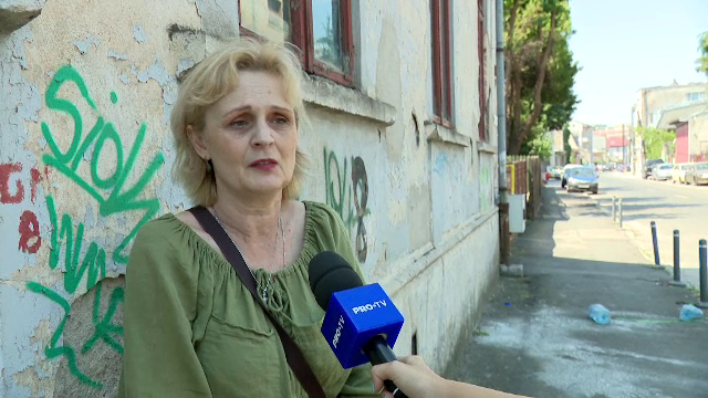 Mărturiile stăpânei câinelui atacat de Amstaff: "S-a înfipt în gâtul lui"