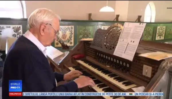 Sașii din străinătate au venit acasă pentru Rusalii. Cât costă acum o casă săsească