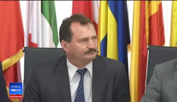 Un primar PNL explică de ce vrea pensie specială de mii de lei, pentru un ”trai decent”