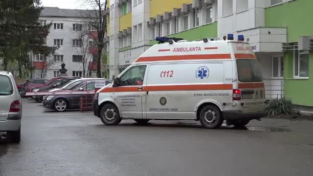 Proiectul care poate elimina erorile medicale. Doctorii, instruiți în loc de sancționați