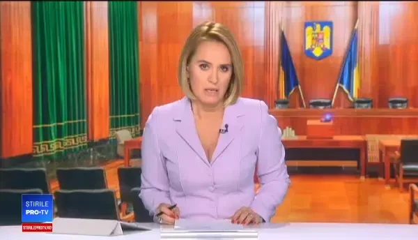 Tânărul suspectat că a aruncat cu un scaun într-un jandarm, ridicat și dus la audieri
