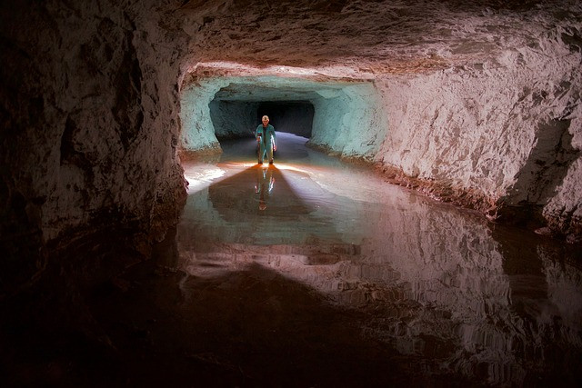 Materiale extrem de rare care nu se găsesc în Europa zac în pământul României