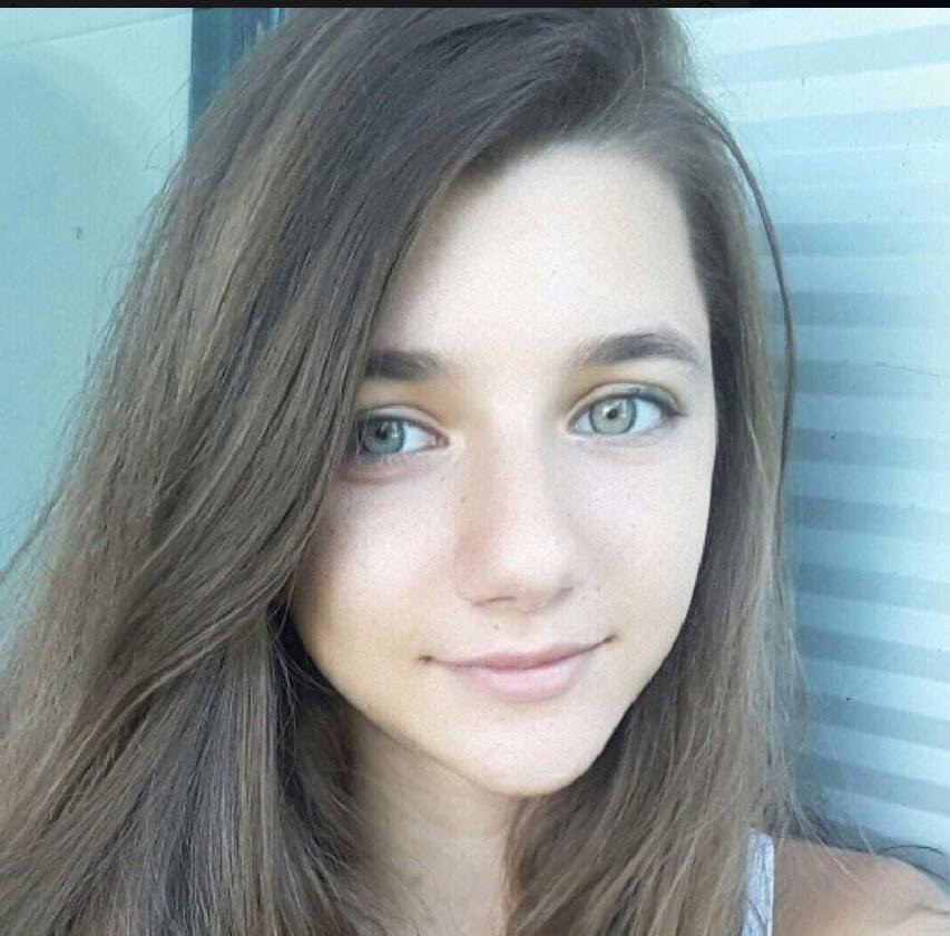 La 16 ani, a suferit o comoție cerebrală și trebuie operată urgent. Cum o puteți ajuta