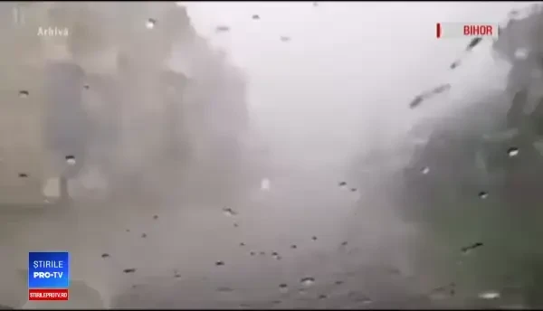 Furtunile, în sistemul obligatoriu de asigurare a locuințelor. Ce au observat climatologii