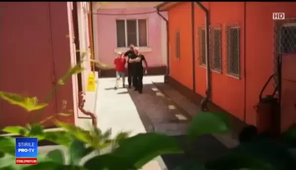 Caporalul care ar fi agresat o minoră, arestat. Reacția mamei sale după ce a aflat decizia