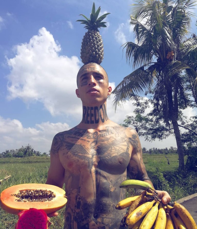 Un cuplu cere bani pentru a merge în vacanță în Africa. ”O slujbă nu este o opțiune”. FOTO