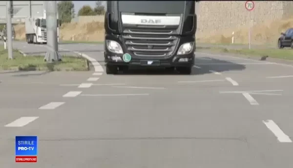 Un camion cu cele mai noi tehnologii ajunge în România. Informații despre el găsiți într-o aplicație