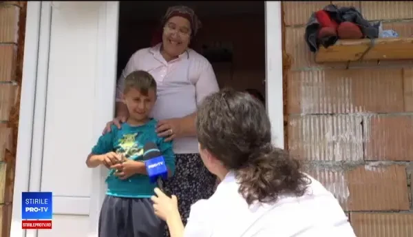 Părinţii care nu-şi mai pot ţine copiii la grădiniţă din cauză că a crescut salariul minim