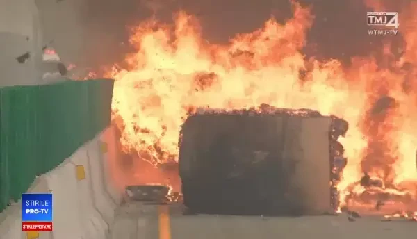 Doi morți și 3 răniți, după ce un șofer de TIR a pierdut controlul volanului, în SUA