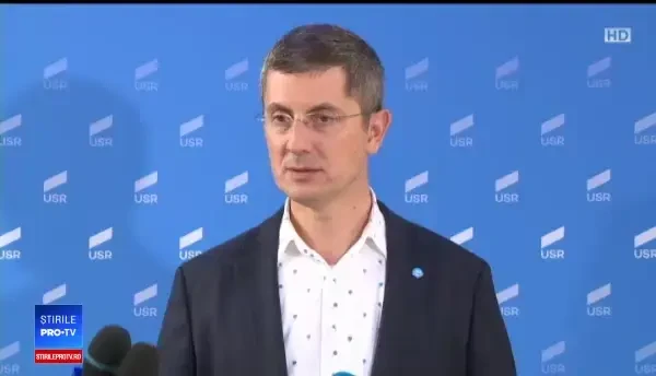 USR negociază cu PLUS, partidul lui Dacian Ciolos, un tandem premier-președinte la alegerile din noiembrie