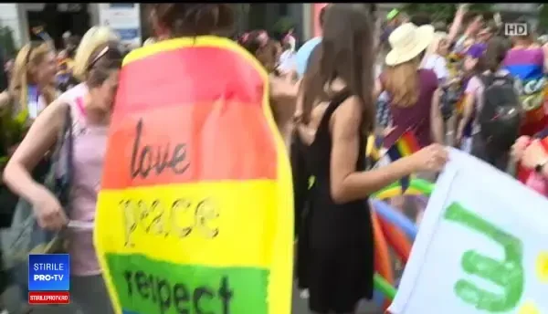 ”Bucharest Pride” vs ”Marșul Normalității” în Capitală. Reacții din cele 2 tabere
