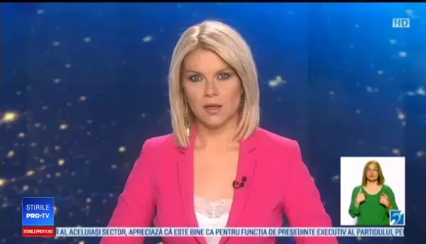 Misiune dramatică pentru salvarea unui bărbat peste care a căzut un mal de pământ