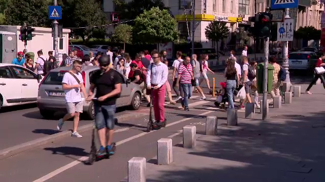 Codul Rutier va fi schimbat pentru trotinetele electrice. Poliţia nu ştie unde pot circula