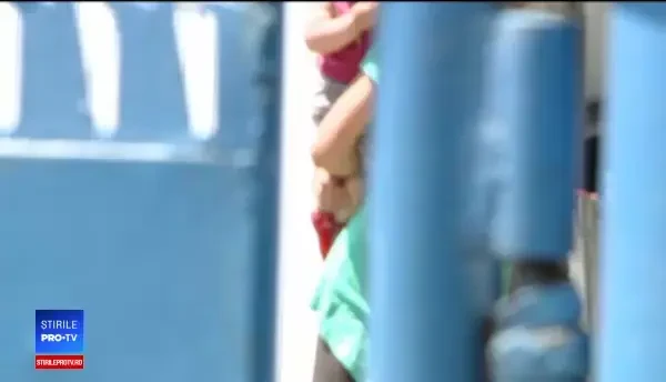 O italiancă a fost înjunghiată, în vacanță în România. Filmul din spatele agresiunii