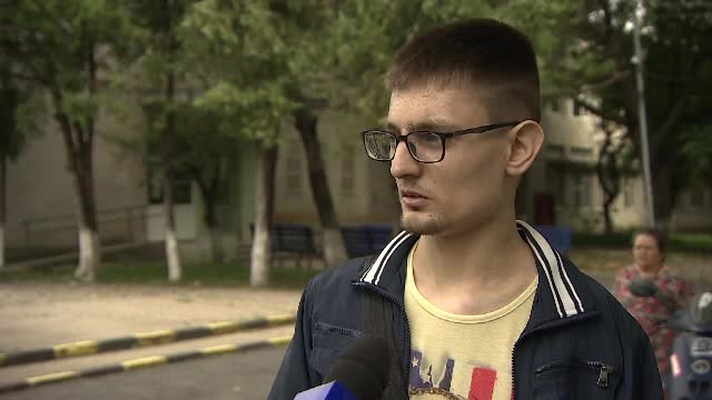 Tânărul care încearcă pentru a șasea oară să ia BAC-ul. Unde a lucrat în ultimii 4 ani