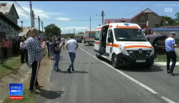 Accident cu 9 victime la granția dintre Neamț și Iași. Printre răniți sunt și patru copii