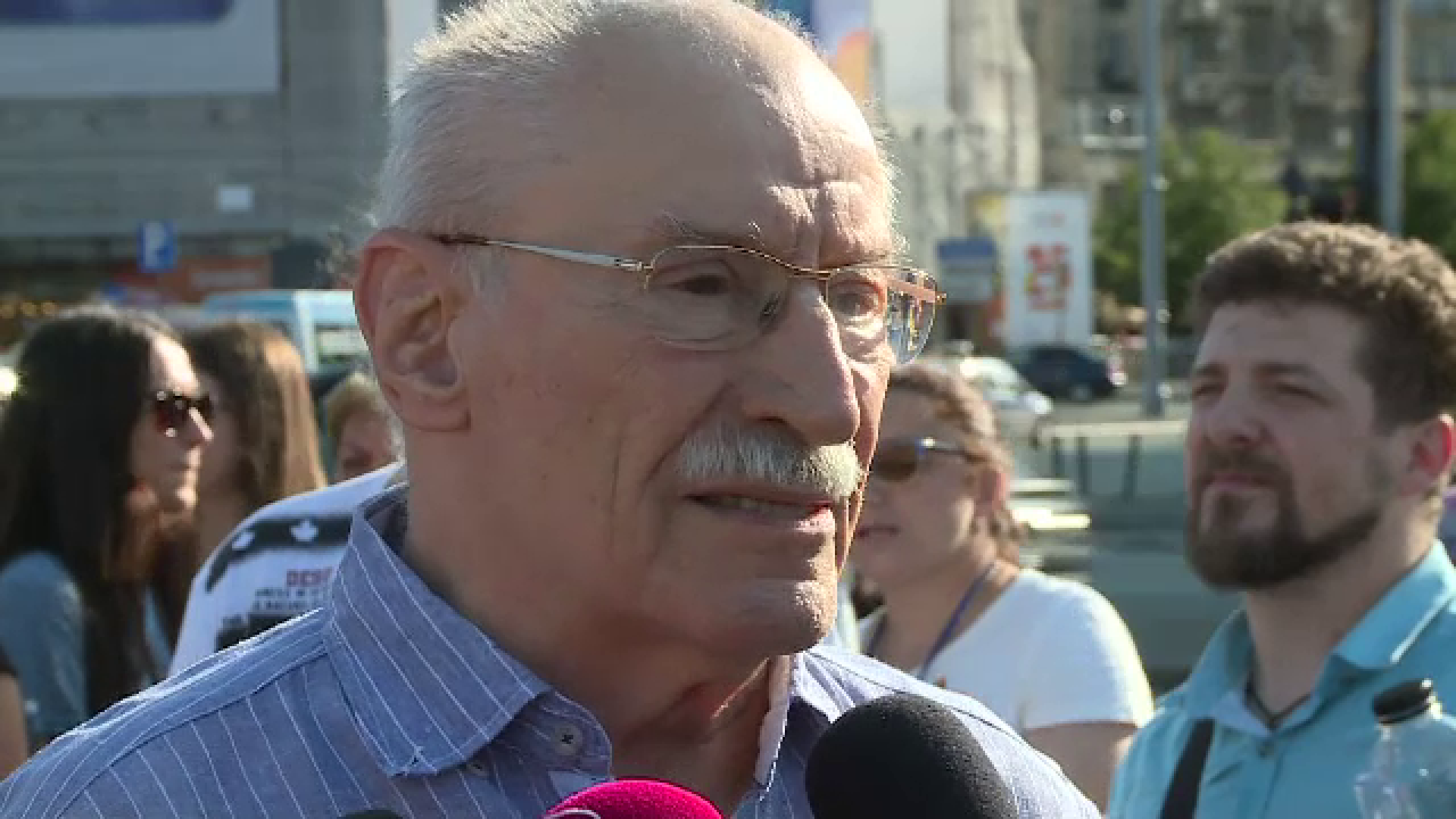 Zeci de actori au protestat duminică în Capitală. Rebengiuc: "Cultura a fost cea mai oropsită"