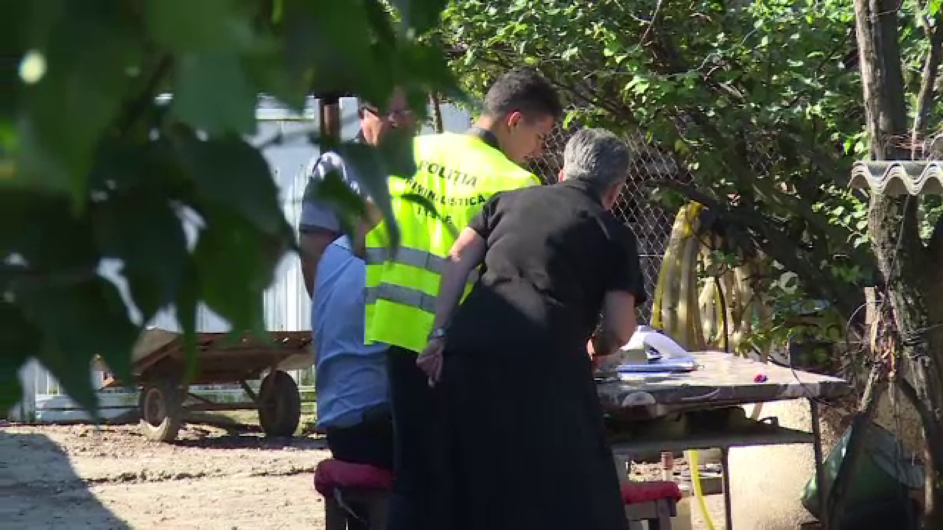 Moarte învăluită în mister, în Dâmbovița. Cum a fost găsit un bărbat în propria casă